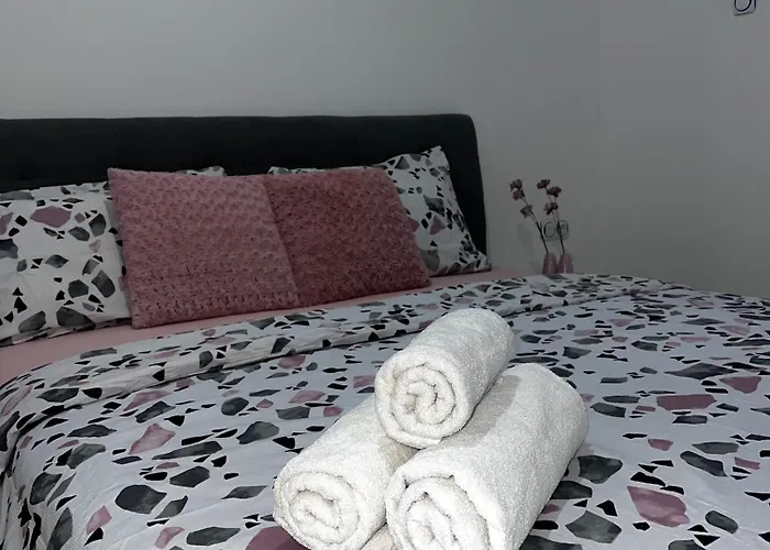 Dora Apartman